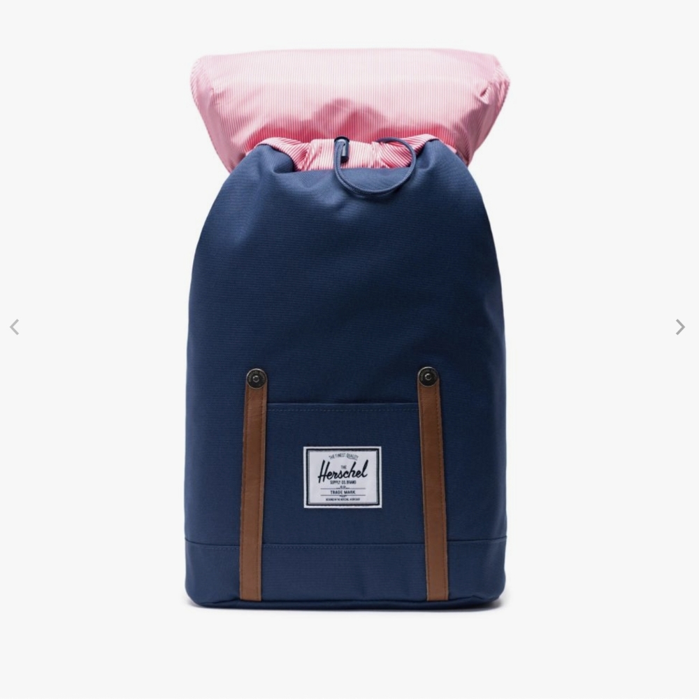 NWT Herschel Retreat Backpack - Navy - Picture 3 of 4